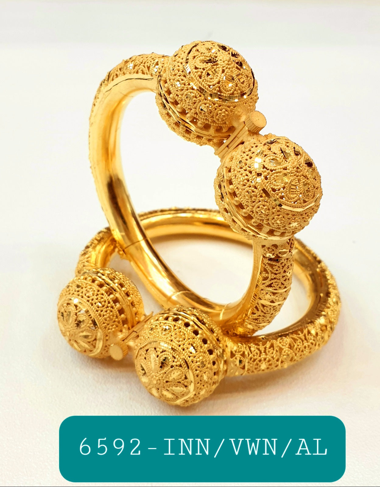 Bangles set gold plated