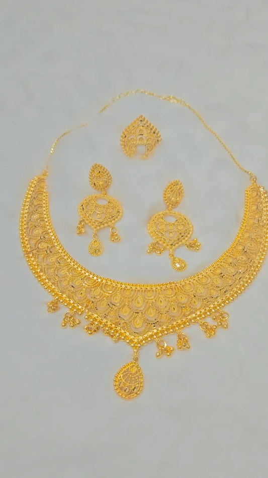 Short necklace set gold plated